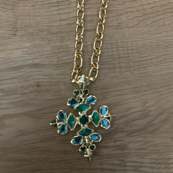 Kendra Scott Kinsley Necklace - Picture 4 of 5